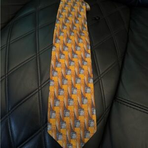 Modern Geometric Tie in Yellow and Gray